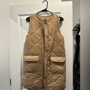 Women’s Long Puffer Vest NWT
